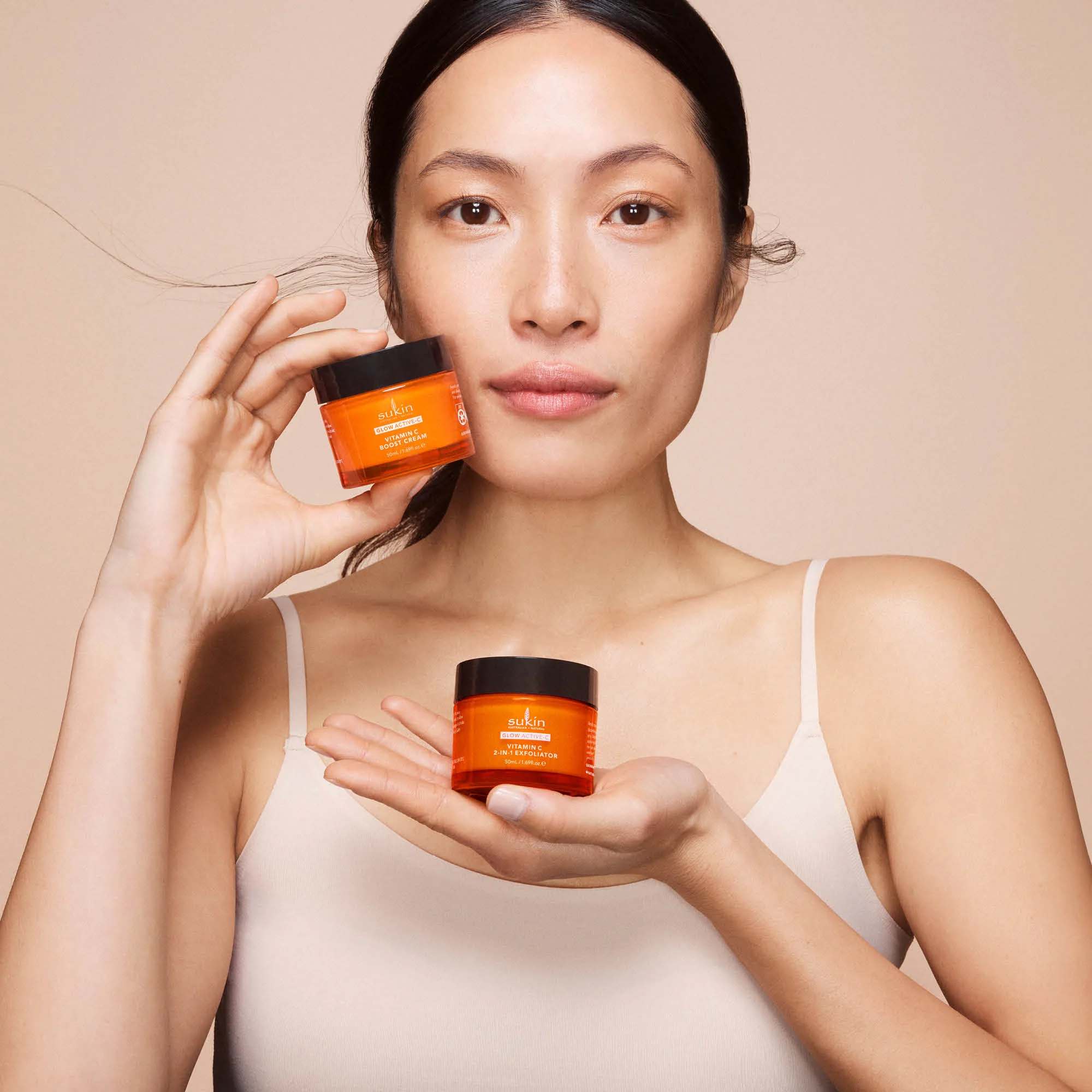 GLOW ACTIVE-C | VITAMIN C 2-IN-1 EXFOLIATOR | 50mL - Image 6