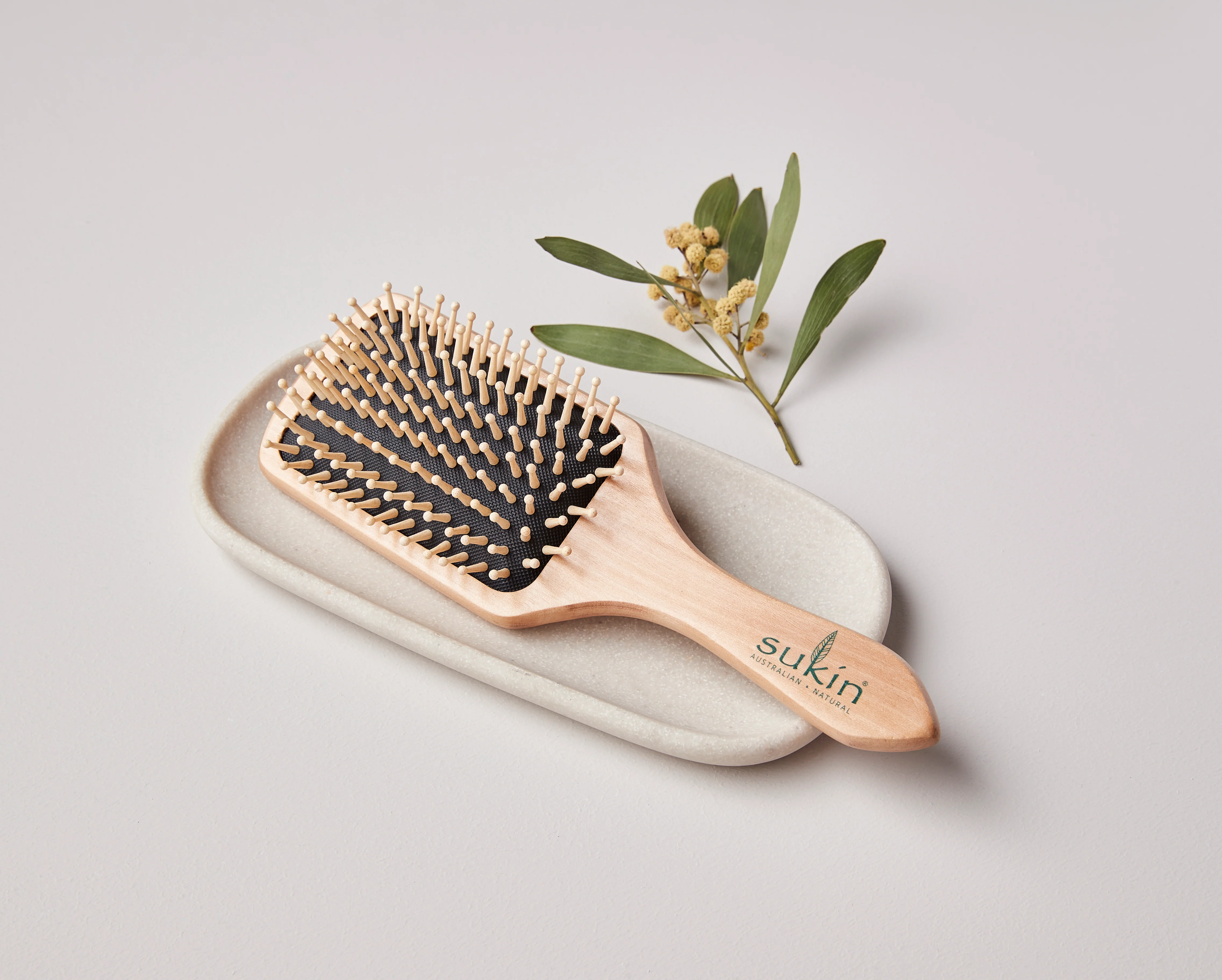 SUKIN LARGE HAIR BRUSH - Image 2